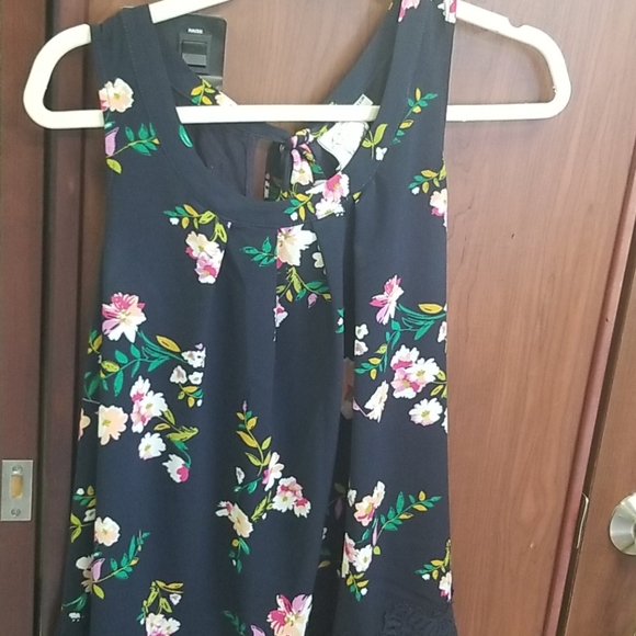 Blouse - Picture 1 of 6